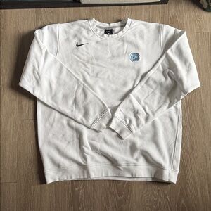 UNC Nike White Crewneck Sweatshirt with Embroidered Logo